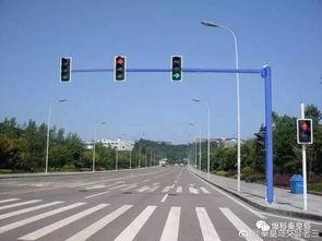 红绿灯青岛爆料最新消息,交通调整与违规处理动态揭晓