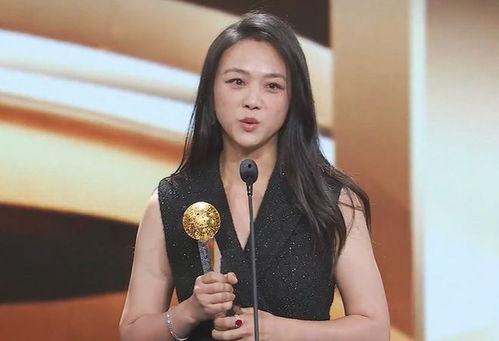 娱乐圈爆料霞姐是谁,霞姐身份揭秘，神秘人物引发热议